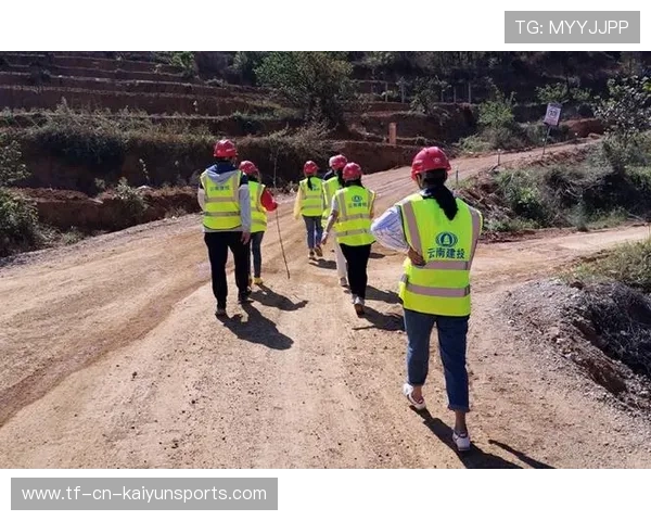 世界登山青年导师生态修复项目第54批结项成果发布，登山专家